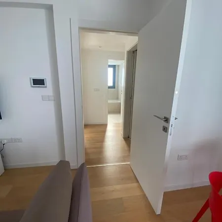 Two Bedroom In Egkomi Никосия
