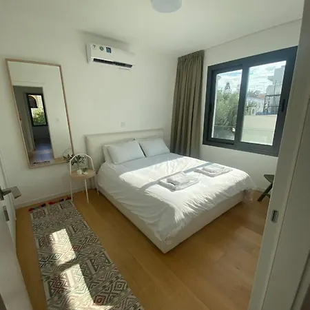 Апартаменты Two Bedroom In Egkomi
