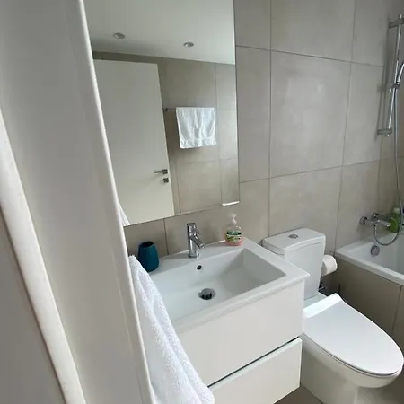 Two Bedroom In Egkomi Никосия